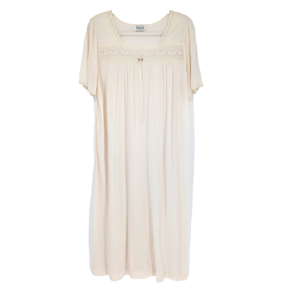 VTG Vanity Fair Ivory Coquette Lace Rosette Dainty Feminine Midi Night Dress